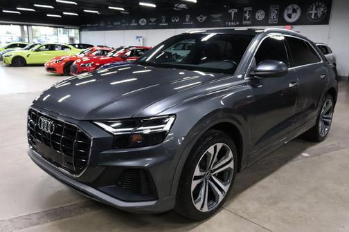 2021 Audi Q8 55 Premium Plus