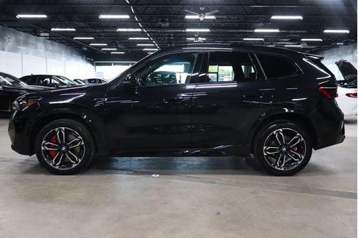 Black Sapphire Metallic 2025 BMW X1 xDrive28i
