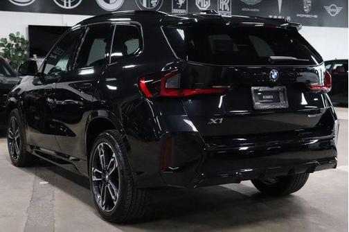 Black Sapphire Metallic 2025 BMW X1 xDrive28i