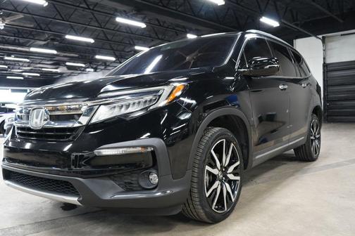 Crystal Black Pearl 2019 Honda Pilot Elite