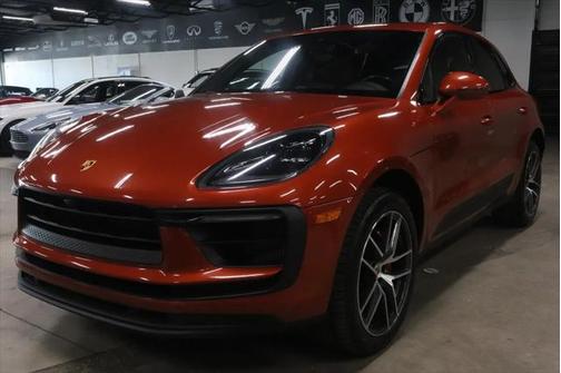 2022 Porsche Macan Base