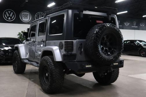 2016 Jeep Wrangler Unlimited Sahara