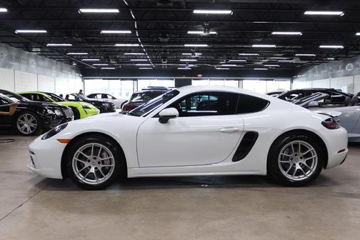 2019 Porsche 718 Cayman BASE