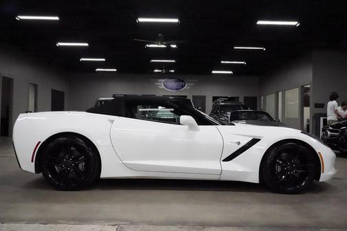 Arctic White 2019 Chevrolet Corvette Stingray