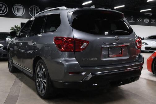 2020 Nissan Pathfinder Platinum 2WD