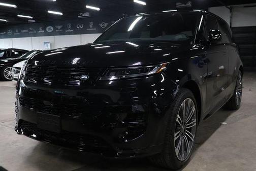 Santorini Black Metallic 2025 Land Rover Range Rover Sport SE