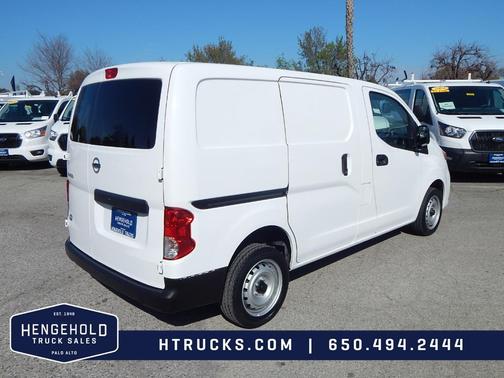 2021 Nissan NV200 