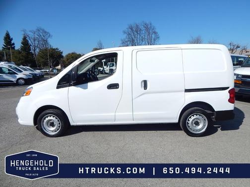 2021 Nissan NV200 