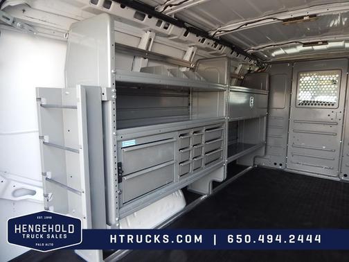 2022 GMC Savana 3500 Work Van