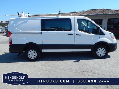 2022 Ford Transit-250 Base