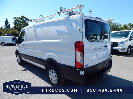 2022 Ford Transit-250