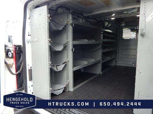 2022 Ford Transit-250 