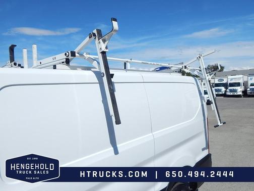 2022 Ford Transit-250 