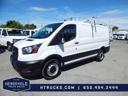 2022 Ford Transit-250 