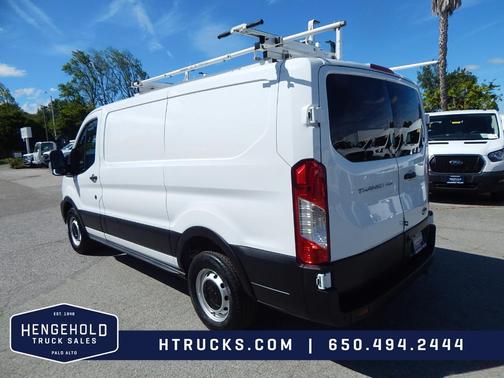 2022 Ford Transit-250 