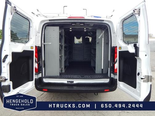 2022 Ford Transit-250 