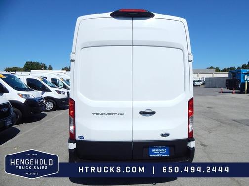 2022 Ford Transit-250 Base