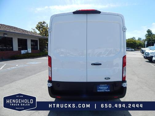 2021 Ford Transit-250