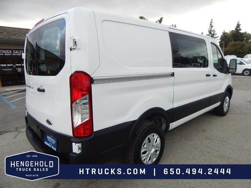 2024 Ford Transit-250 