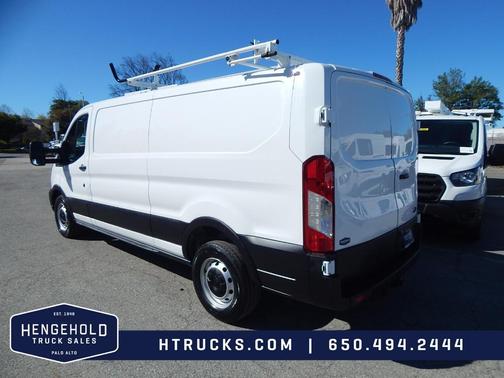 2021 Ford Transit-250 