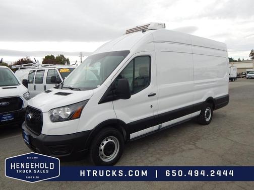 2022 Ford Transit-250 Base