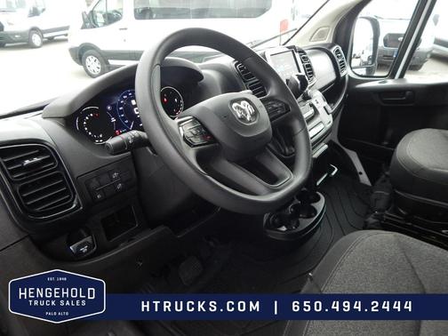 2023 RAM ProMaster 2500 Base