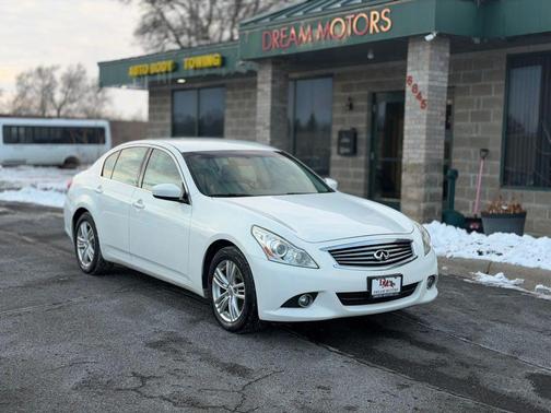 2010 INFINITI G37x Base