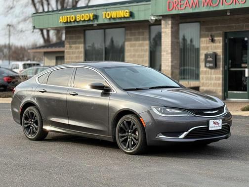 Granite Crystal Metallic Clearcoat 2016 Chrysler 200 Limited