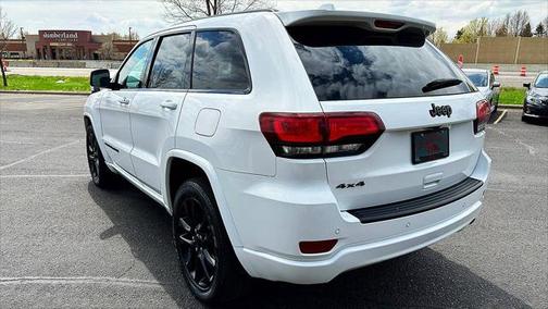 2021 Jeep Grand Cherokee Laredo