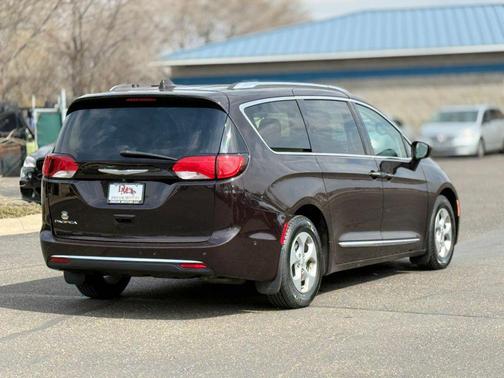 Black 2017 Chrysler Pacifica Touring-L