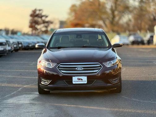 2019 Ford Taurus Limited