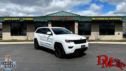 2022 Jeep Grand Cherokee Laredo