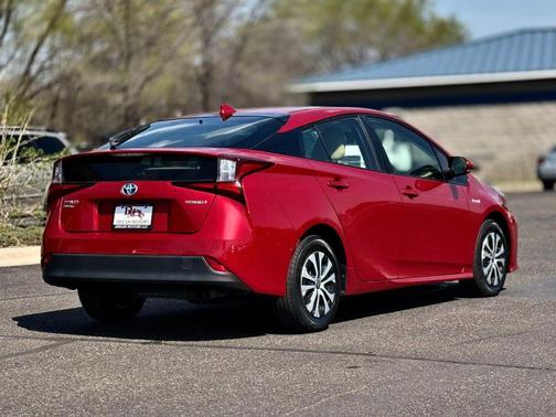 Red 2019 Toyota Prius LE