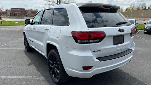 2021 Jeep Grand Cherokee Laredo