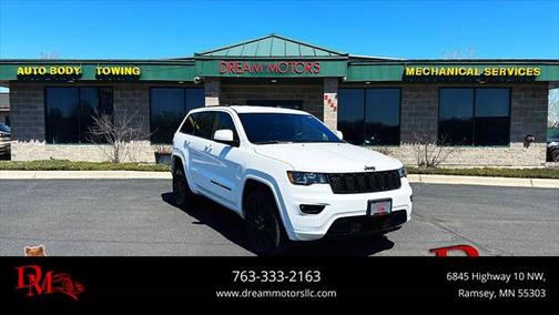 2022 Jeep Grand Cherokee Laredo