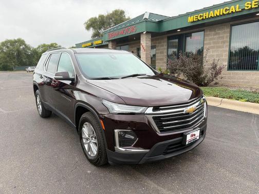 2022 Chevrolet Traverse LT Leather