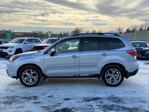 2017 Subaru Forester 2.5i Touring