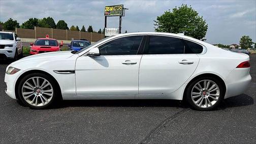 2017 Jaguar XF 20d Prestige