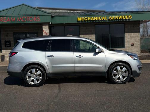 2017 Chevrolet Traverse Premier