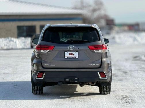 2018 Toyota Highlander Limited