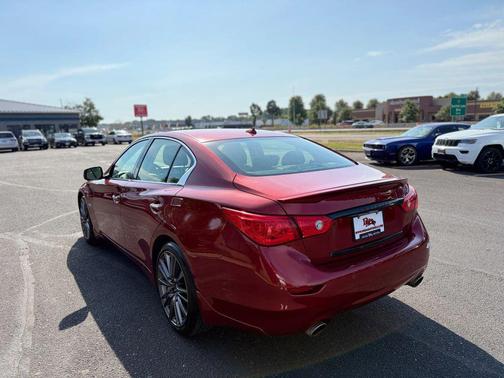 2016 INFINITI Q50 3.0t RED SPORT 400