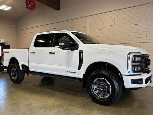 2023 Ford F-350 Lariat