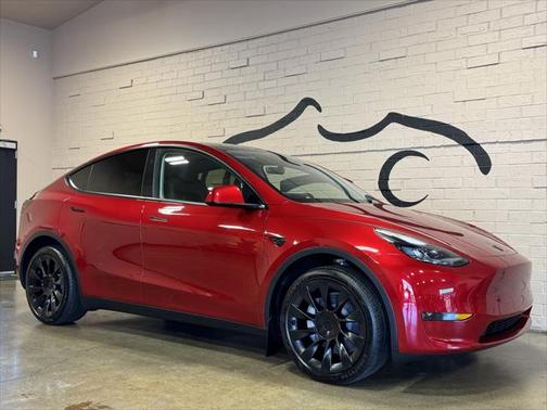 2024 Tesla Model Y Long Range Dual Motor All-Wheel Drive