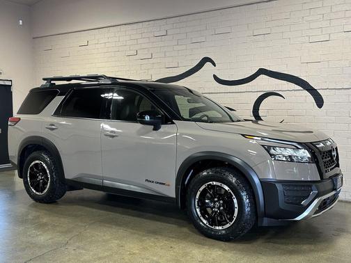 2023 Nissan Pathfinder SV 4WD