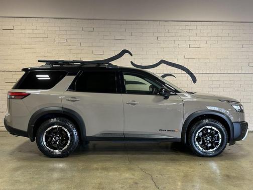 2023 Nissan Pathfinder SV 4WD