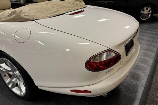 2003 Jaguar XK8 