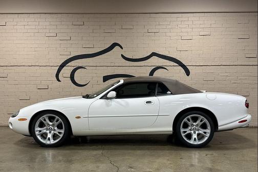 2003 Jaguar XK8 