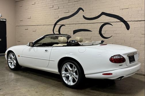 2003 Jaguar XK8 