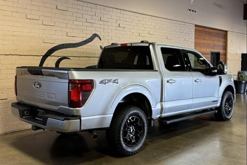 Iconic Silver Metallic 2025 Ford F-150 XLT