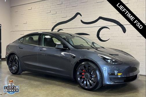 Midnight Silver Metallic 2021 Tesla Model 3 Performance